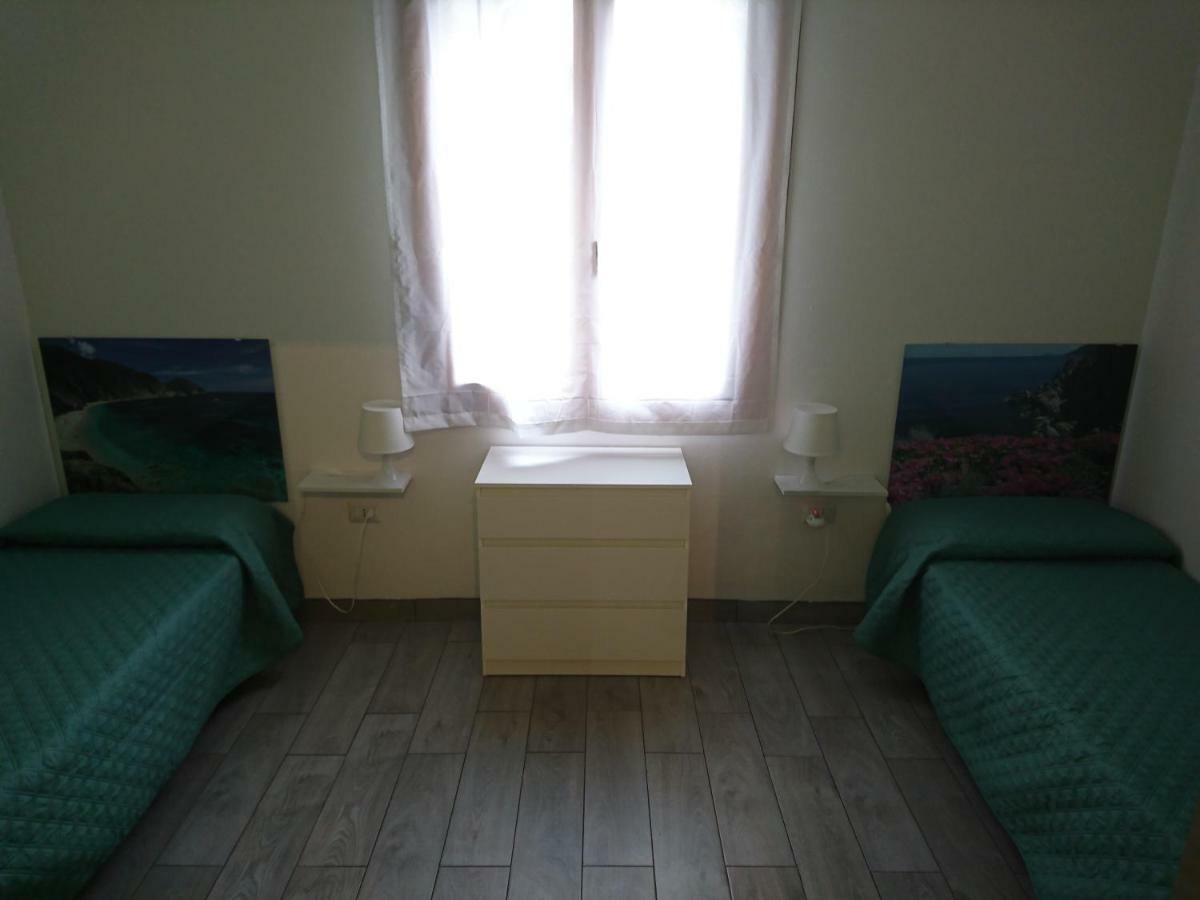 Residence Melograno Capoliveri  Bagian luar foto